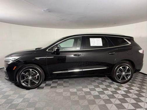 2022 Buick Enclave FWD Essence