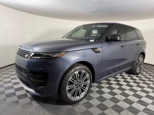 2025 Land Rover Range Rover Sport SE