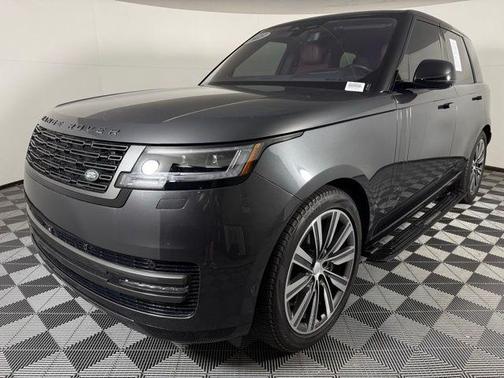 2023 Land Rover Range Rover P530 SE