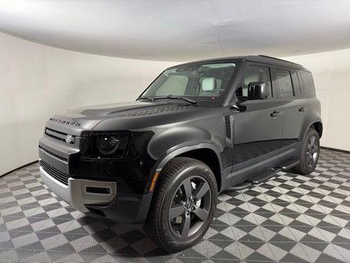 2025 Land Rover Defender 110 P300