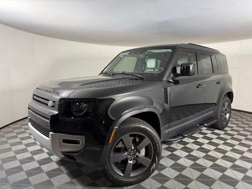 2025 Land Rover Defender 110 P300
