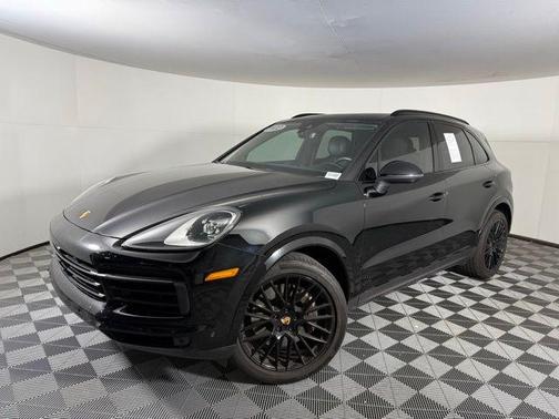 2022 Porsche Cayenne Base