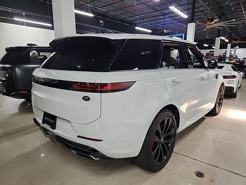 2023 Land Rover Range Rover Sport SE
