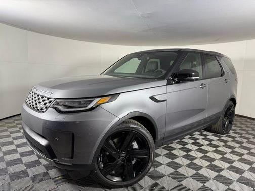 2025 Land Rover Discovery P300 S