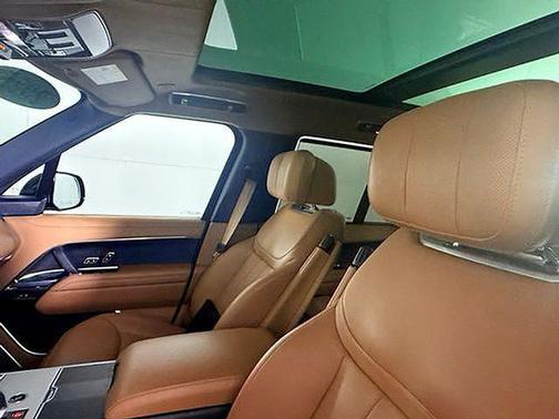 2025 Land Rover Range Rover P530 Autobiography