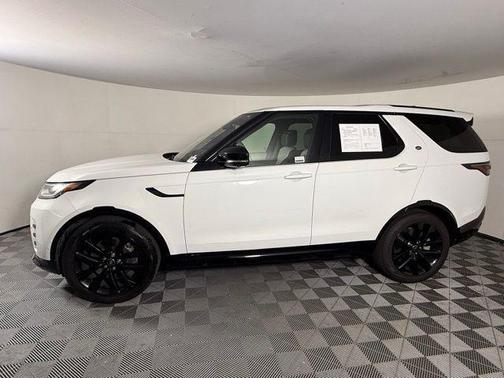2022 Land Rover Discovery P360 HSE R-Dynamic