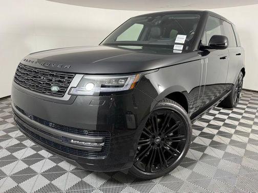 2025 Land Rover Range Rover P530 SE