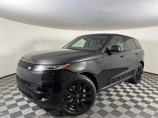 2025 Land Rover Range Rover Sport SE