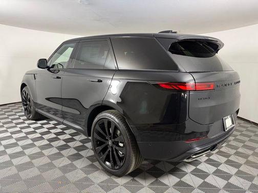 2025 Land Rover Range Rover Sport SE