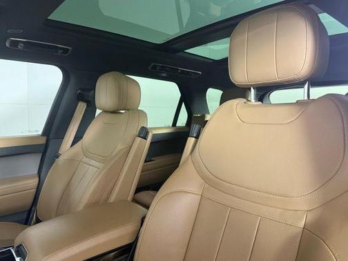 2024 Land Rover Range Rover Sport SE