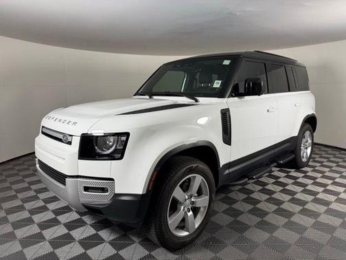 2025 Land Rover Defender 110 P300