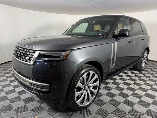 2025 Land Rover Range Rover P530 SE