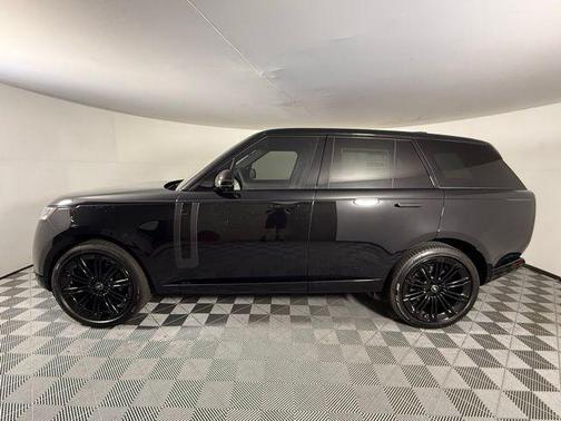 2025 Land Rover Range Rover P530 SE