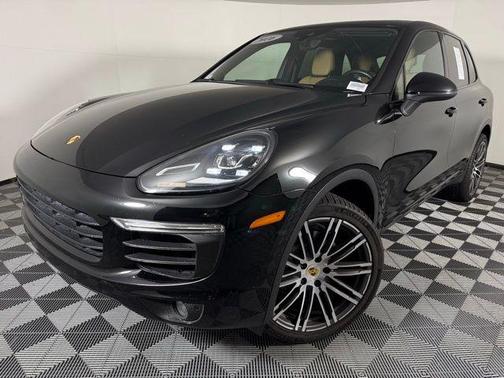 2016 Porsche Cayenne S