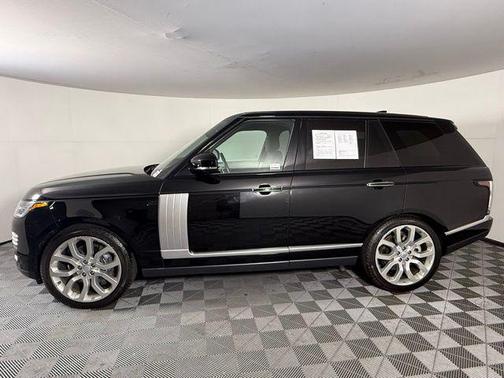 2022 Land Rover Range Rover Autobiography
