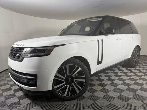 2023 Land Rover Range Rover SE