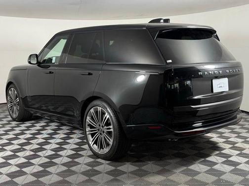 2025 Land Rover Range Rover P530 Autobiography