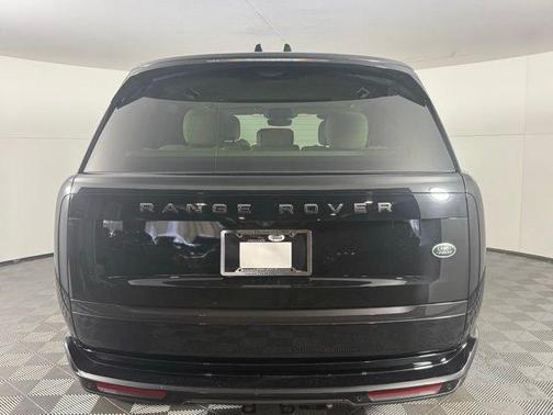 2023 Land Rover Range Rover P400 SE