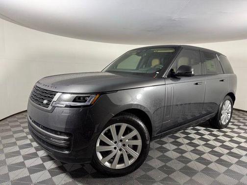 2025 Land Rover Range Rover P400 SE