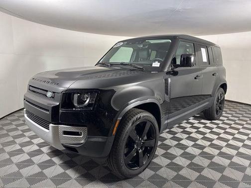 2024 Land Rover Defender 110 P500 SE