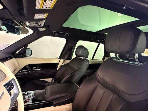 2023 Land Rover Range Rover P530 SE