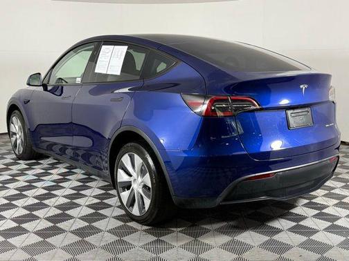 2023 Tesla Model Y Long Range Dual Motor All-Wheel Drive