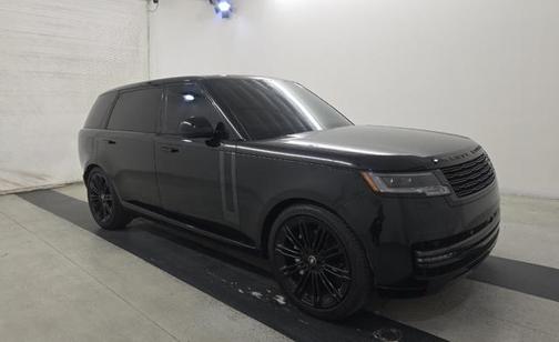 2025 Land Rover Range Rover P400 SE 7 Seat