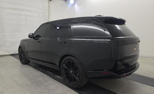 2025 Land Rover Range Rover P400 SE 7 Seat