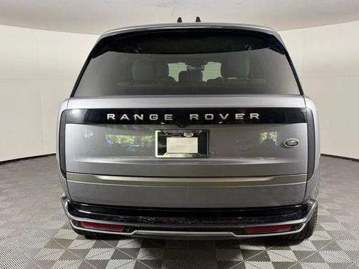 2023 Land Rover Range Rover P400 SE