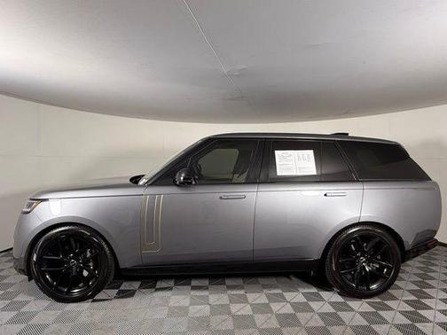 2023 Land Rover Range Rover P400 SE