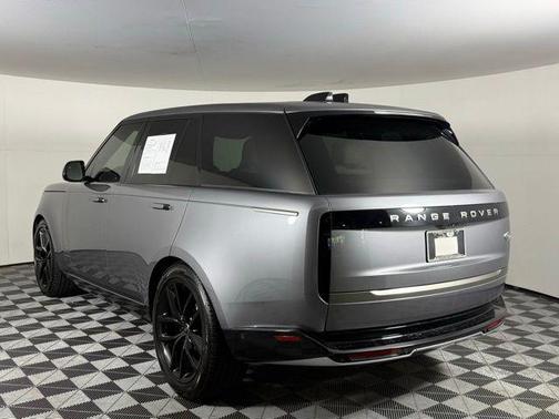 2023 Land Rover Range Rover P400 SE
