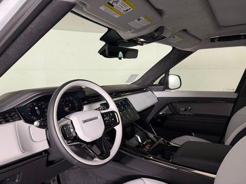 2025 Land Rover Range Rover Sport Autobiography