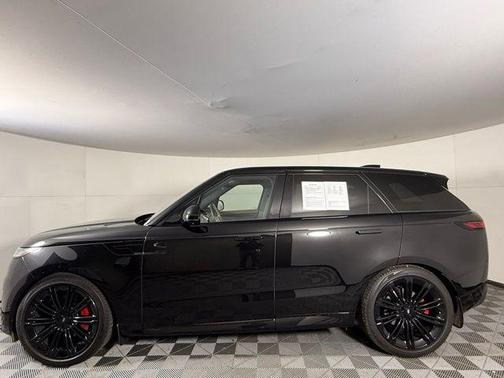 2024 Land Rover Range Rover Sport SE