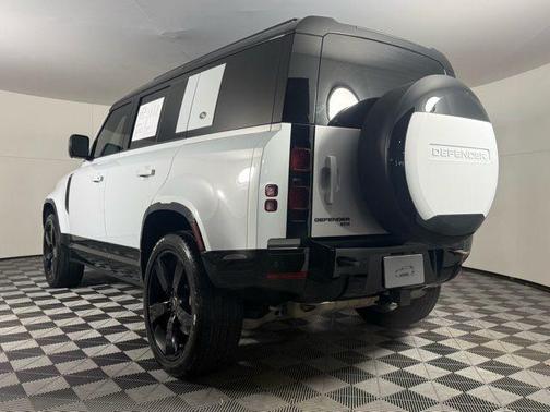 2023 Land Rover Defender 110 X-Dynamic SE