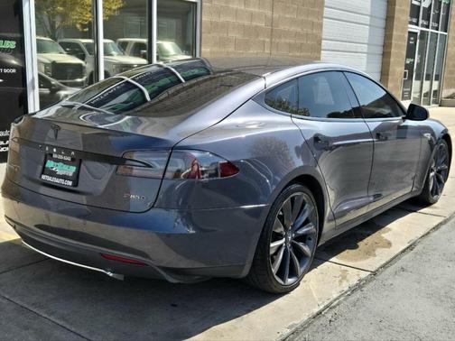 2014 Tesla Model S P85D