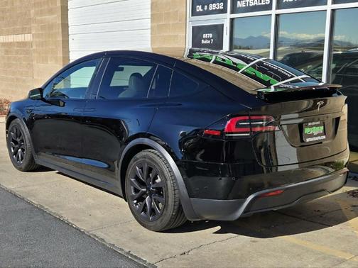 2023 Tesla Model X Standard Range