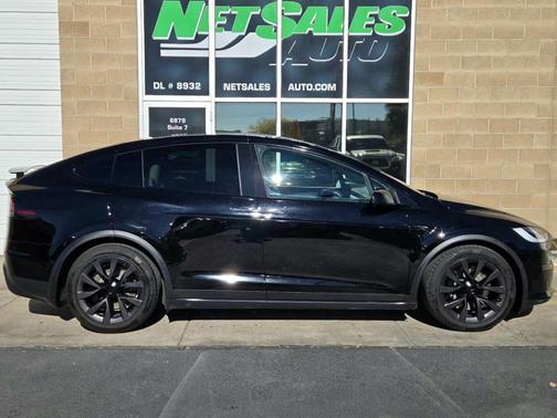 2023 Tesla Model X Standard Range