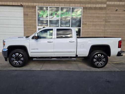 2017 GMC Sierra 2500 SLT