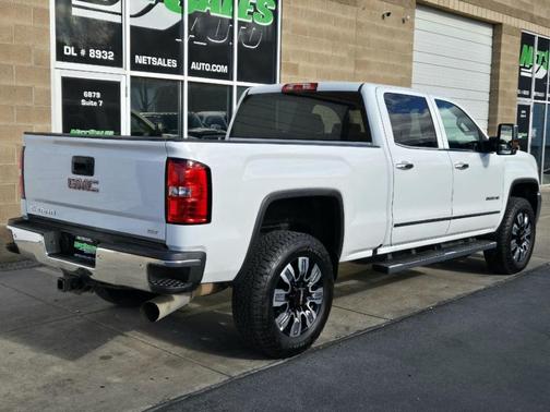 2017 GMC Sierra 2500 SLT