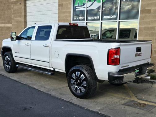 2017 GMC Sierra 2500 SLT