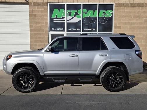 2024 Toyota 4Runner SR5 Premium