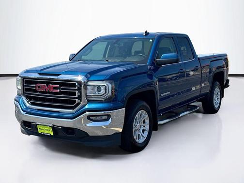 Blue Metallic 2019 GMC Sierra 1500 SLE