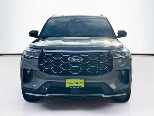 Gray Metallic 2025 Ford Explorer Platinum