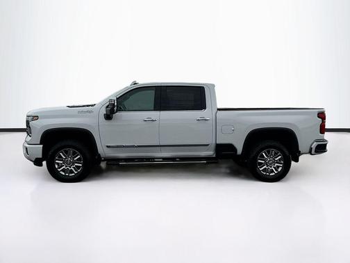 Summit White 2026 Chevrolet Silverado 3500 High Country