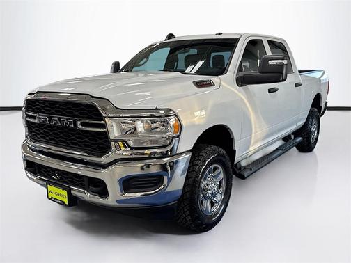 2023 RAM 2500 Tradesman Crew Cab 4x4 6'4' Box
