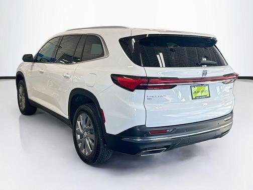2025 Buick Enclave Preferred FWD