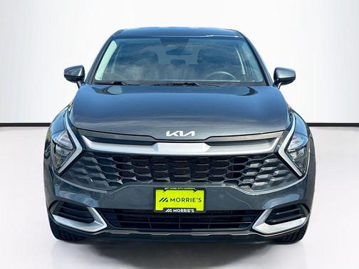 Gravity Gray 2023 Kia Sportage LX