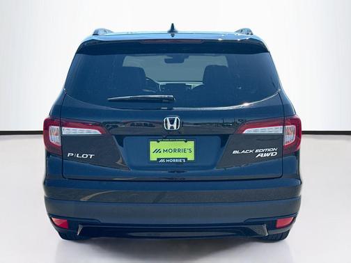 Crystal Black Pearl 2021 Honda Pilot AWD Black Edition