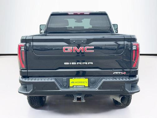2025 GMC Sierra 2500 AT4