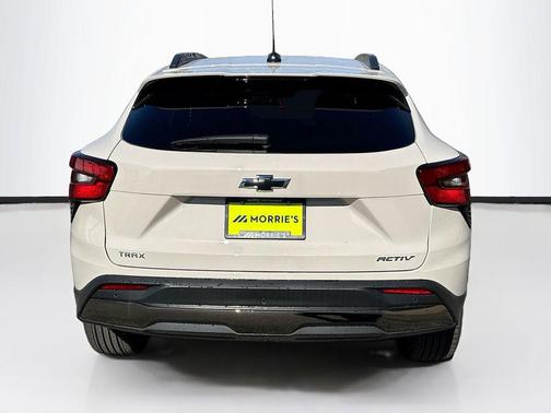 White Sands 2026 Chevrolet Trax FWD ACTIV